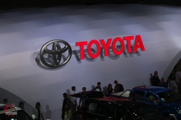 Правительство Ростовской области закупит 11 автомобилей Toyota