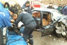 В Чертковском районе лоб в лоб столкнулись Subaru и Hyundai Accent: один человек погиб, четверо пострадали