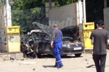 В Октябрьском районе Ростова на заправке взорвалась иномарка