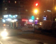 В Ростове грузовой автомобиль перевернулся после ДТП