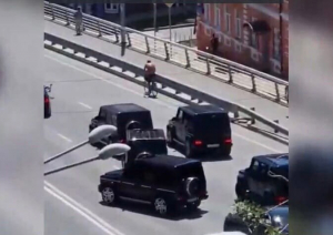 В Ростове наказали водителей, перекрывших Ворошиловский мост