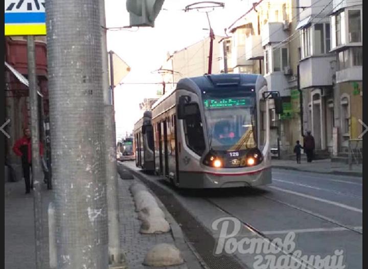 В Ростове по улице Станиславского начали курсировать трамваи