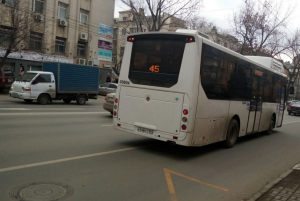 Водителю из Ростова смягчили наказание за обгон автобуса