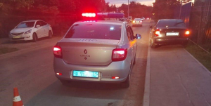 В Ростове иномарка сбила 11-летнего мальчика на улице без "зебр"