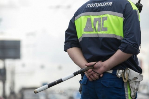 В Ростовской области два инспектора ДПС попались на взятке