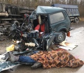 В Ростовской области на трассе М-4 «Дон» в ДТП погибли двое мужчин