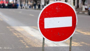 Движение и остановку транспорта ограничат в Ростове в марте