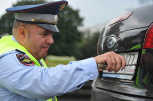 ГИБДД аннулировала регистрацию почти 500 тысяч автомобилей