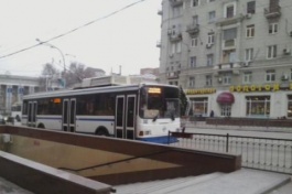 Власти Ростова решили отказаться от покупки троллейбусов, заменив их автобусами