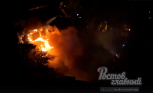 Пять автомобилей сожгли ночью в западном районе Ростова-на-Дону
